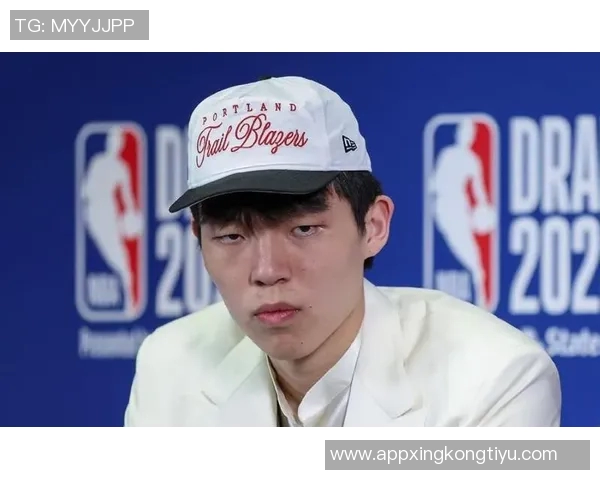 杨瀚森应聚焦武器与小加索尔而非遥不可及的约基奇