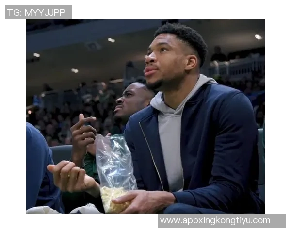 字母哥发推询问能否再打NCAA网友调侃得砍多少分才行