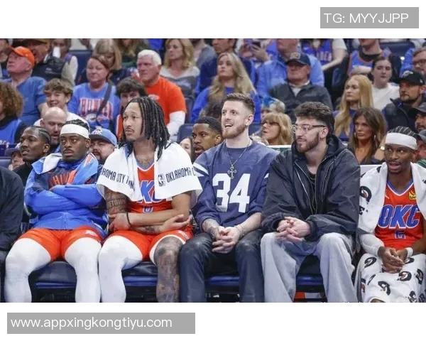 哈滕差1板创下30分20板神迹内线霸主被后卫打破一人渐渐淡出联盟