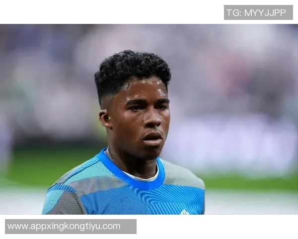 曼城欲以7500万镑引进安德森面临切尔西激烈竞争